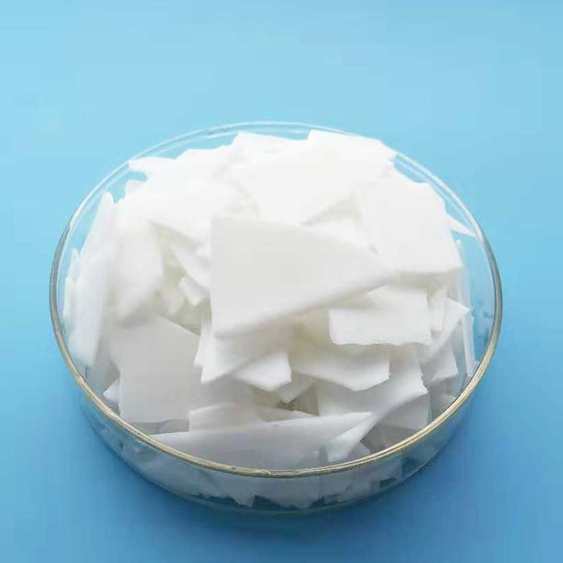 Good whiteness polyethylene wax with good lubrication and dispersion